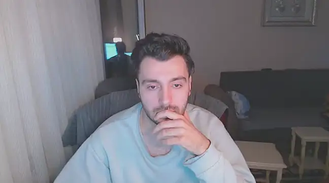handsomeee04 online show from 03-12-25, 11:01
