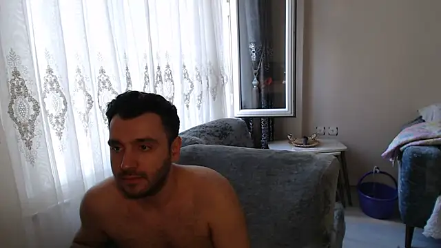 Snapshot of handsomeee04 chatting on 06-29-26, 03:57 handsomeee04 online show from 06-29-26, 03:57