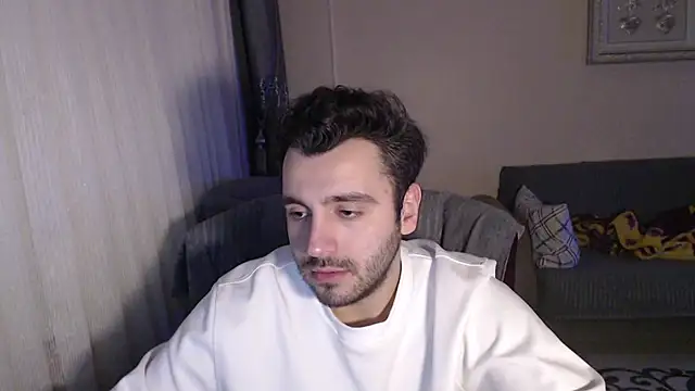 handsomeee04 online show from 10-28-25, 08:30