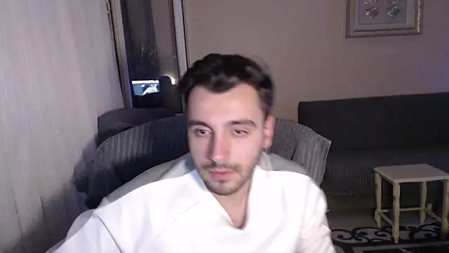 handsomeee04 online show from 10-02-25, 10:02