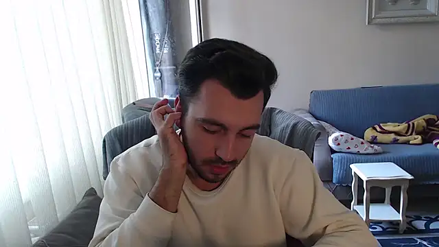 handsomeee04 online show from 10-25-25, 01:01