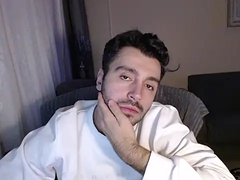 handsomeee04 online show from 12-01-25, 10:32