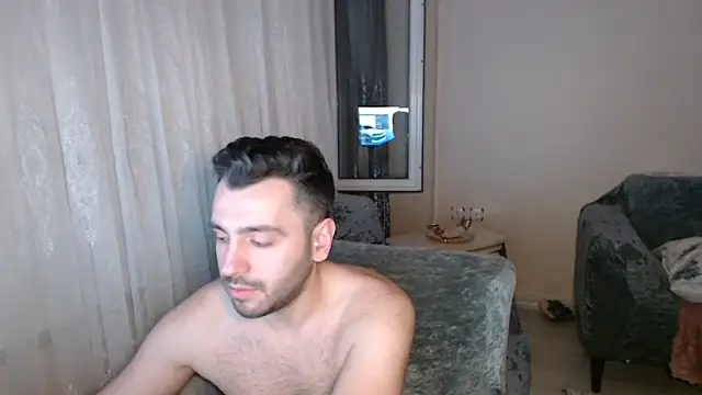 Snapshot of handsomeee04 chatting on 06-15-26, 09:14 handsomeee04 online show from 06-15-26, 09:14