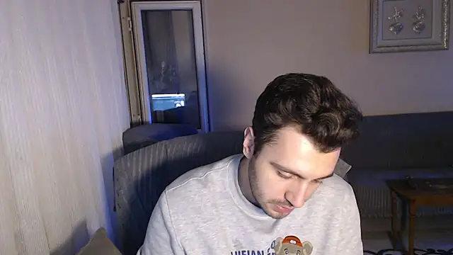 handsomeee04 online show from 10-22-25, 09:24