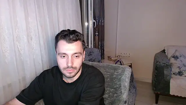 Snapshot of handsomeee04 chatting on 06-19-26, 10:36 handsomeee04 online show from 06-19-26, 10:36