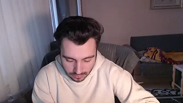 handsomeee04 online show from 10-19-25, 03:26