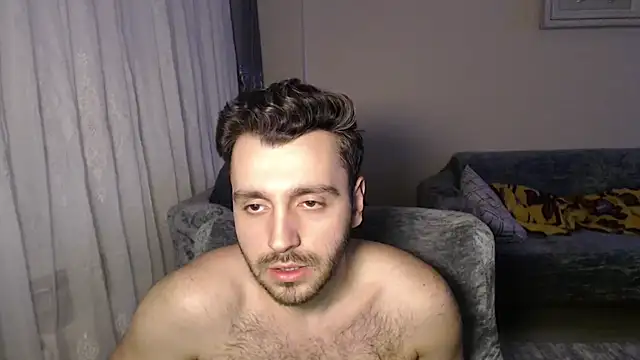 handsomeee04 online show from 03-01-26, 09:37