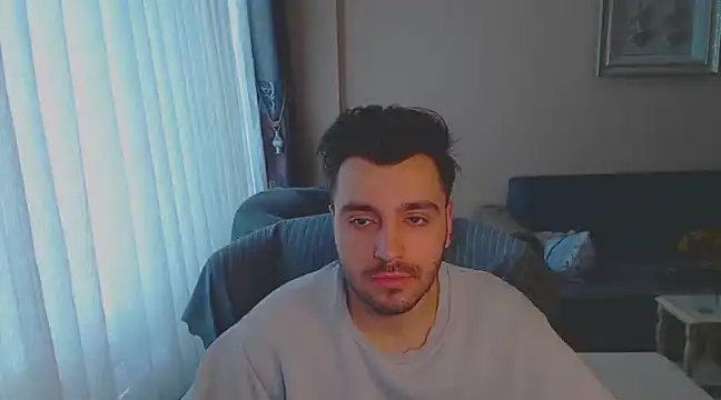 handsomeee04 online show from 03-03-25, 02:28