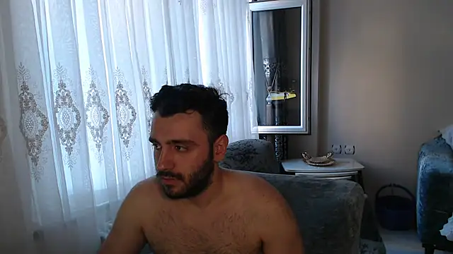 Snapshot of handsomeee04 chatting on 06-25-26, 05:07 handsomeee04 online show from 06-25-26, 05:07