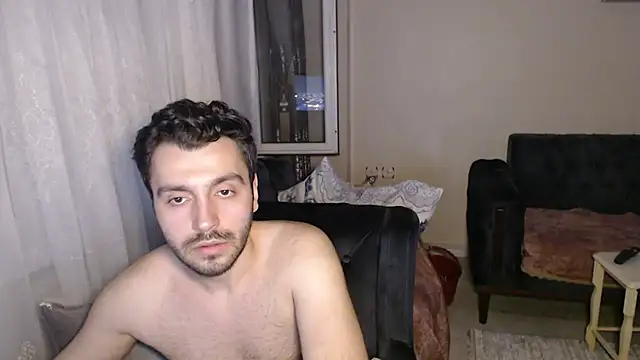 Snapshot of handsomeee04 chatting on 06-02-26, 08:53 handsomeee04 online show from 06-02-26, 08:53