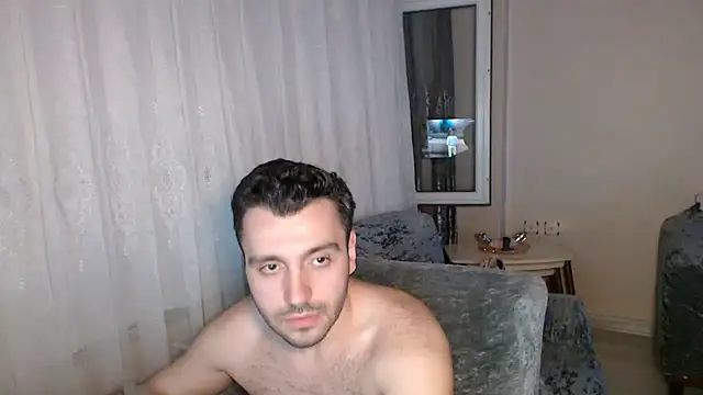 Snapshot of handsomeee04 chatting on 06-26-26, 10:04 handsomeee04 online show from 06-26-26, 10:04