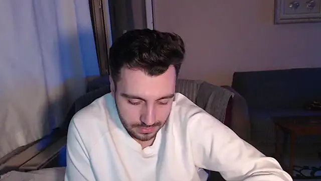 handsomeee04 online show from 11-04-25, 09:07