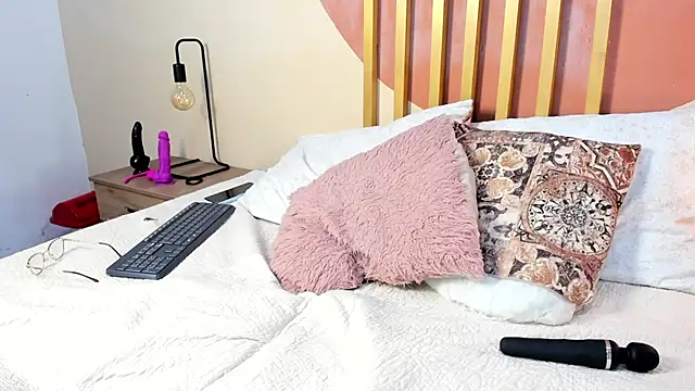 Nicole Angels  online show from 03-13-26, 08:36