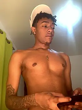 Boy cock18 online show from 01-09-26, 06:09