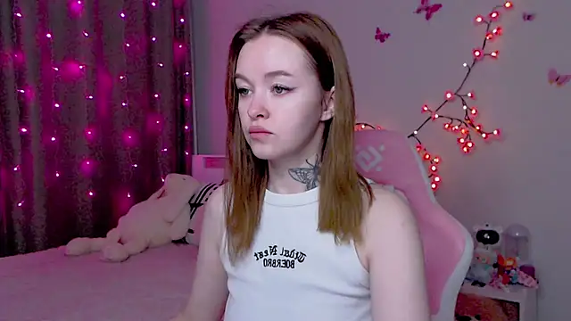 Snapshot of Naughty_Mable chatting on 10-14-25, 12:11 Naughty Mable online show from 10-14-25, 12:11