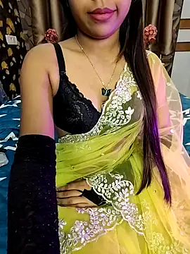 Snapshot of Little__Lia chatting on 03-06-25, 03:02 Little Lia online show from 03-06-25, 03:02