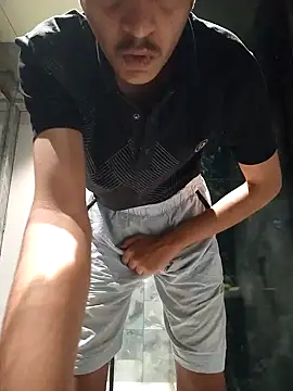 J JEN5 online show from 12-20-24, 09:17