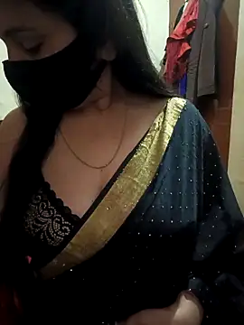 Snapshot of Soniya_444 chatting on 02-04-26, 05:02 Soniya 444 online show from 02-04-26, 05:02