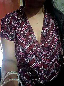 Snapshot of Soniya_444 chatting on 05-10-26, 12:53 Soniya 444 online show from 05-10-26, 12:53