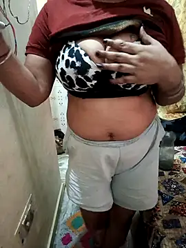 Snapshot of Soniya_444 chatting on 04-30-26, 12:23 Soniya 444 online show from 04-30-26, 12:23
