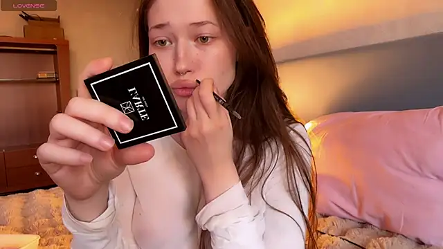 eva varnerr online show from 08-01-26, 04:27