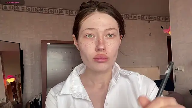 eva varnerr online show from 04-18-26, 11:34