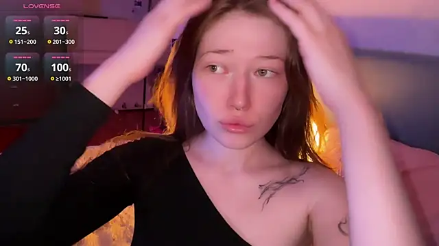 eva varnerr online show from 08-05-26, 06:46