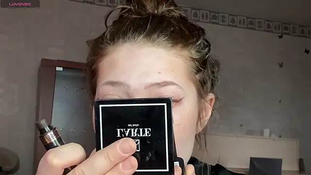 eva varnerr online show from 03-05-26, 02:35