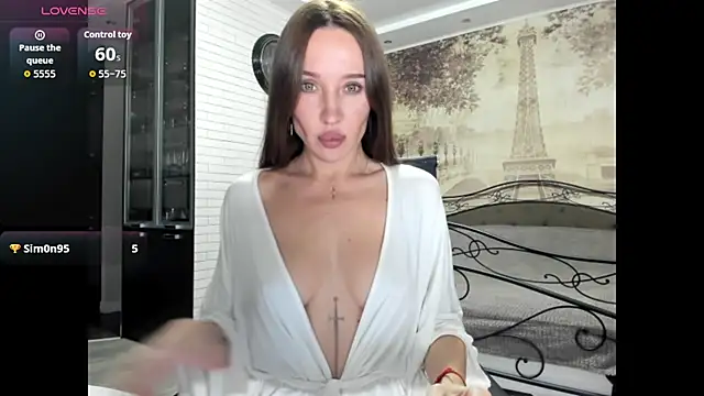 Snapshot of One_of_the_girls chatting on 05-15-26, 06:06 One of the girls online show from 05-15-26, 06:06