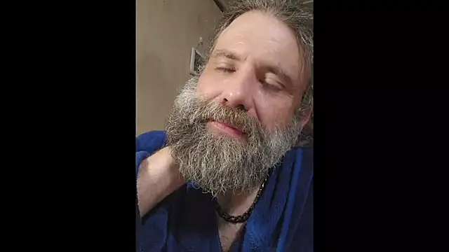 Snapshot of zaneporter46 chatting on 05-21-26, 05:49 zaneporter46 online show from 05-21-26, 05:49