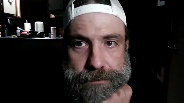 Snapshot of zaneporter46 chatting on 05-14-26, 01:41 zaneporter46 online show from 05-14-26, 01:41