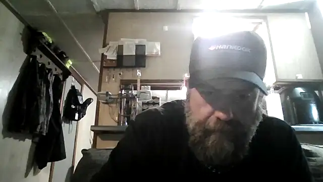 Snapshot of zaneporter46 chatting on 05-04-26, 05:00 zaneporter46 online show from 05-04-26, 05:00