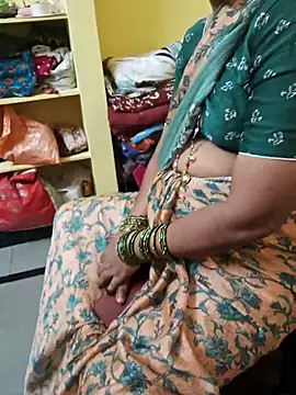 Snapshot of sivani_asha chatting on 05-11-26, 06:26 sivani asha online show from 05-11-26, 06:26