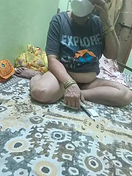 Snapshot of sivani_asha chatting on 03-08-25, 05:33 sivani asha online show from 03-08-25, 05:33