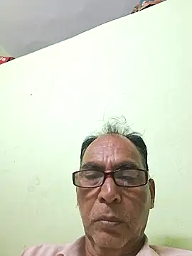 Snapshot of sivani_asha chatting on 03-09-25, 06:11 sivani asha online show from 03-09-25, 06:11