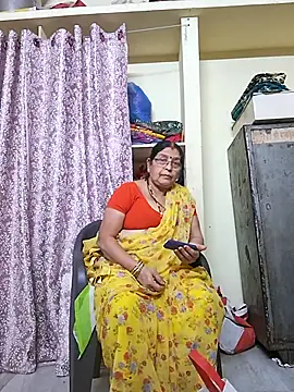 Snapshot of sivani_asha chatting on 03-01-25, 04:11 sivani asha online show from 03-01-25, 04:11