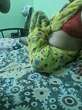 Snapshot of sivani_asha chatting on 03-16-25, 04:56 sivani asha online show from 03-16-25, 04:56