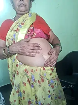 Snapshot of sivani_asha chatting on 03-05-25, 09:38 sivani asha online show from 03-05-25, 09:38