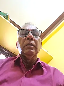 Snapshot of sivani_asha chatting on 05-01-26, 06:29 sivani asha online show from 05-01-26, 06:29