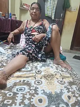 Snapshot of sivani_asha chatting on 03-01-25, 01:00 sivani asha online show from 03-01-25, 01:00