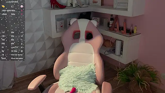 Mara-Bella online show from 04-12-26, 02:59