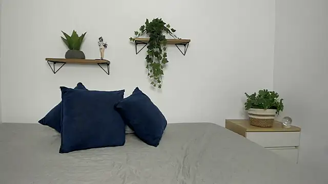 Snapshot of naughty_1girl chatting on 04-13-26, 10:58 naughty 1girl online show from 04-13-26, 10:58