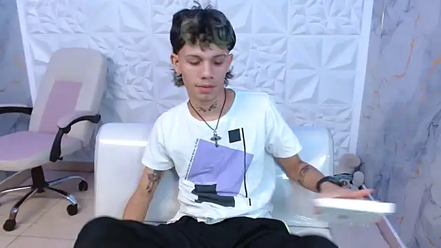 andy dan18 online show from 04-07-26, 08:10