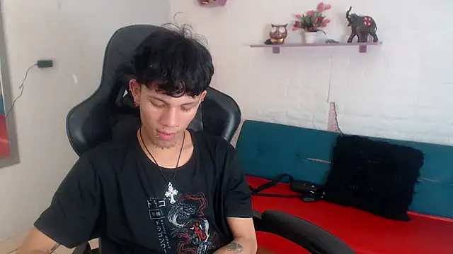 andy dan18 online show from 11-18-25, 03:26