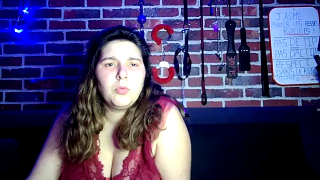 Heleneecesmecs2 online show from 11-09-25, 08:02