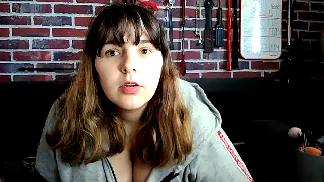 Heleneecesmecs2 online show from 09-29-25, 09:38