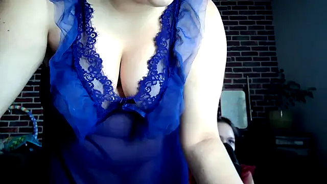 Heleneecesmecs2 online show from 09-21-25, 02:00