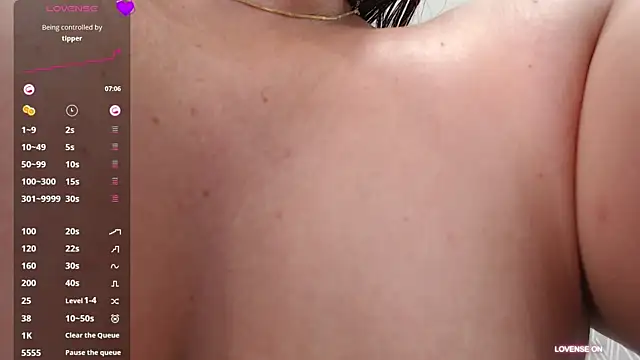 Snapshot of MommyHelpsmee chatting on 03-11-25, 08:19 MommyHelpsmee online show from 03-11-25, 08:19