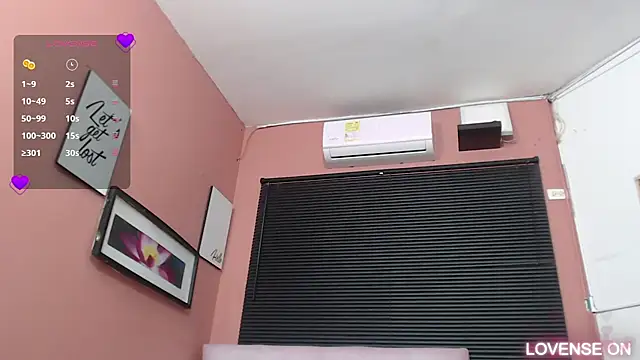 Snapshot of MommyHelpsmee chatting on 03-08-25, 07:42 MommyHelpsmee online show from 03-08-25, 07:42