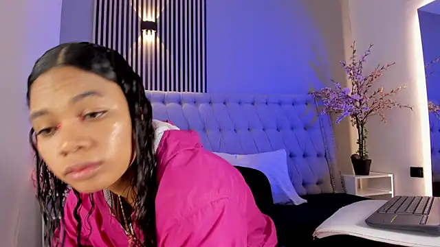 GysellHanson online show from 12-02-25, 11:34